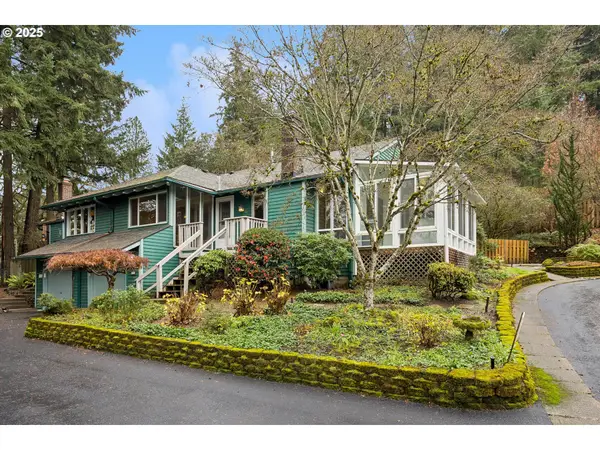 6170 SW Heights Ln, Beaverton, OR 97007