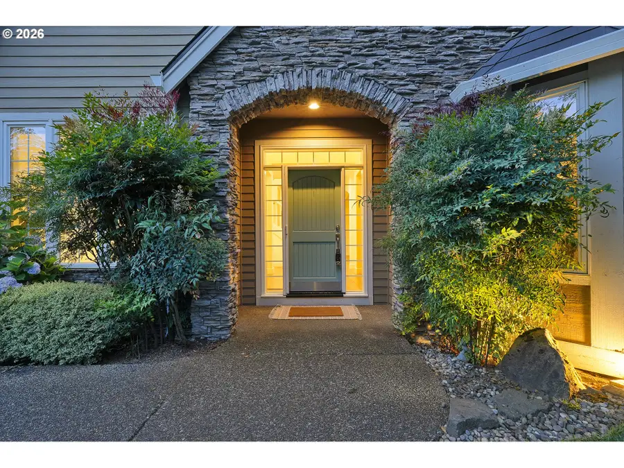 1960 Alpine Dr, West Linn, OR 97068 - #2