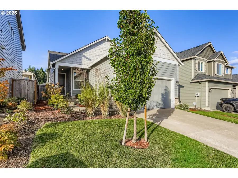 234 W 18th St, Lafayette, OR 97127 - #2