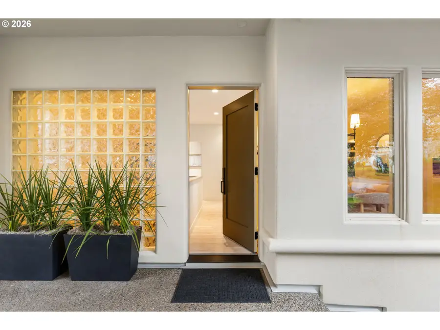 10203 NW Engleman St, Portland, OR 97229 - #2