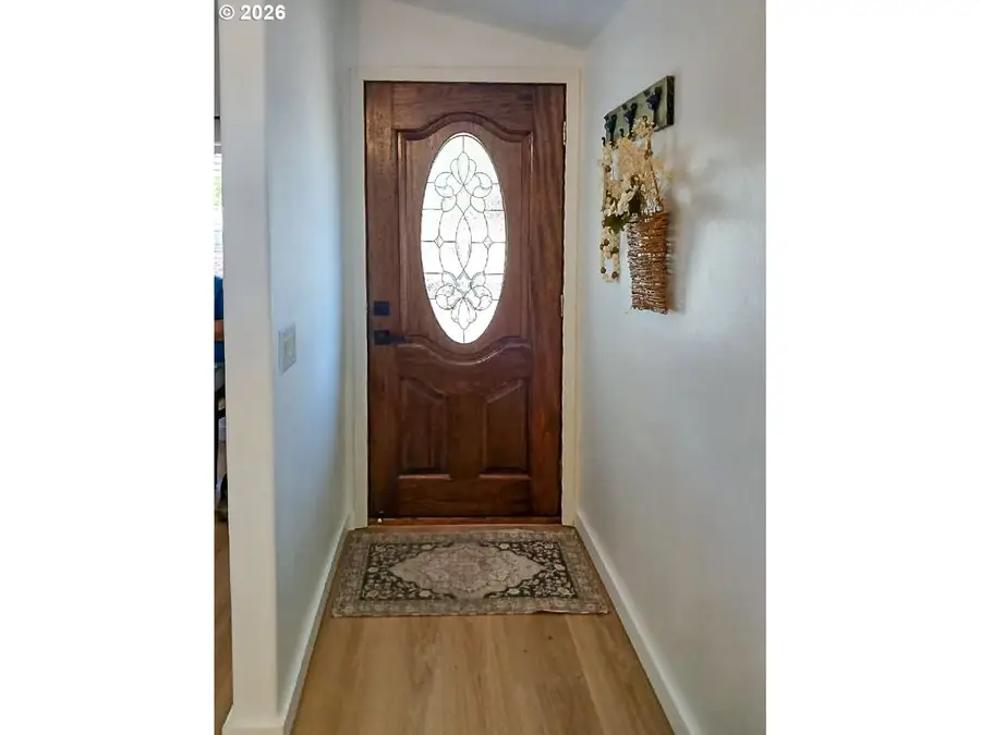 145 Littlebrook Ln, Roseburg, OR 97471 - #2