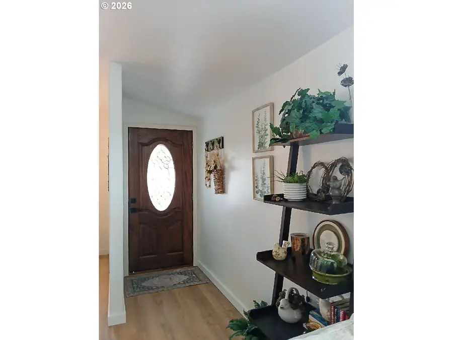145 Littlebrook Ln, Roseburg, OR 97471 - #3