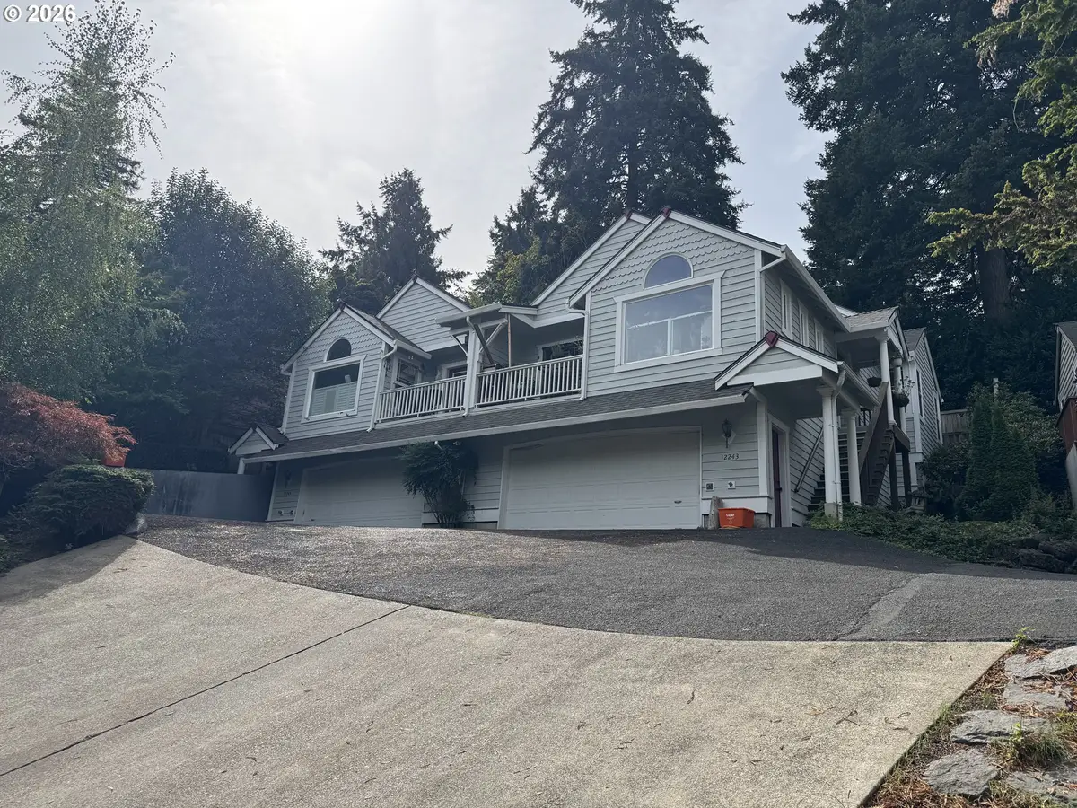 12245 SE Whitcomb Dr, Milwaukie, OR 97222 - #1