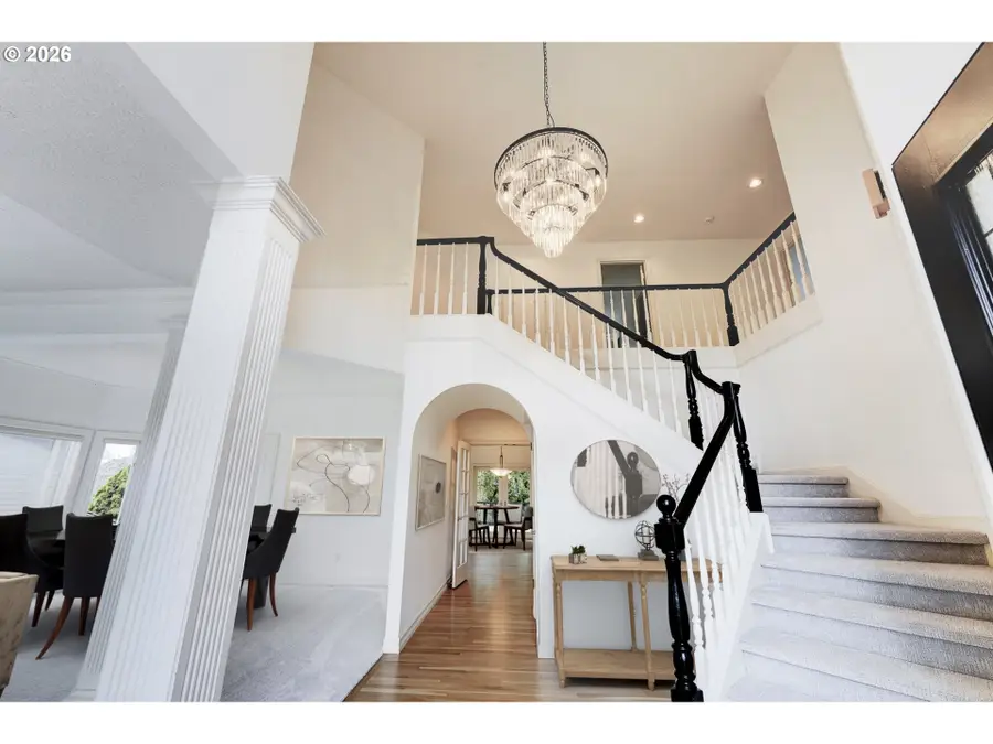 14488 Pfeifer Dr, Lake Oswego, OR 97035 - #2