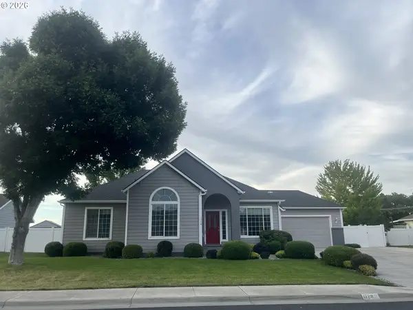 1728 W Alleluia Ave, Hermiston, OR 97838