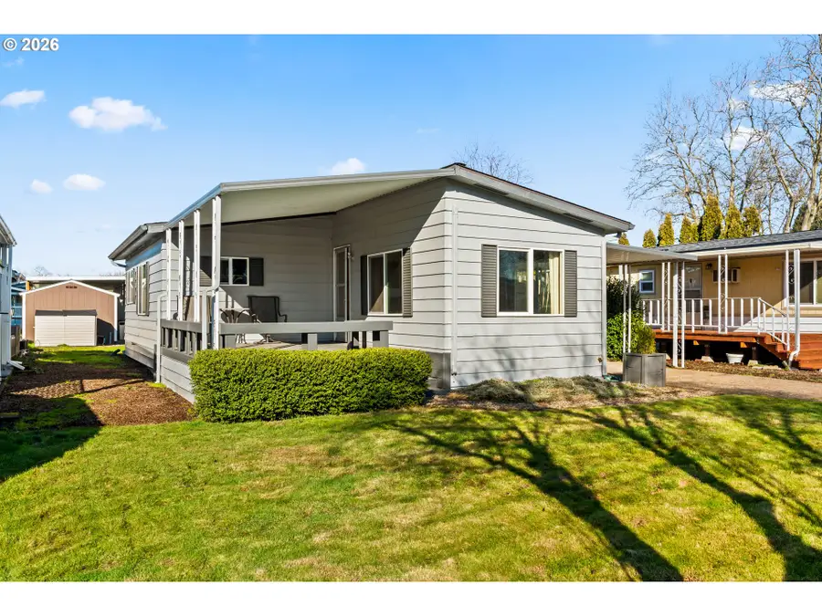 1400 Candlelight Dr, Eugene, OR 97402 - #2