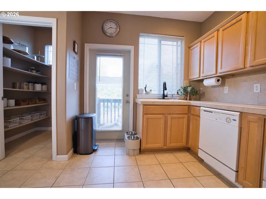 2838 Charlie Ct, Forest Grove, OR 97116 - #3