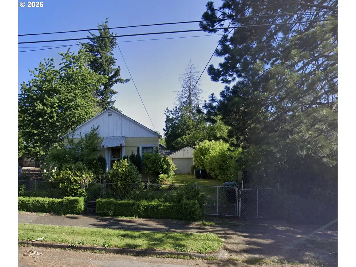 9727 SE Reedway St, Portland, OR 97266 - #1