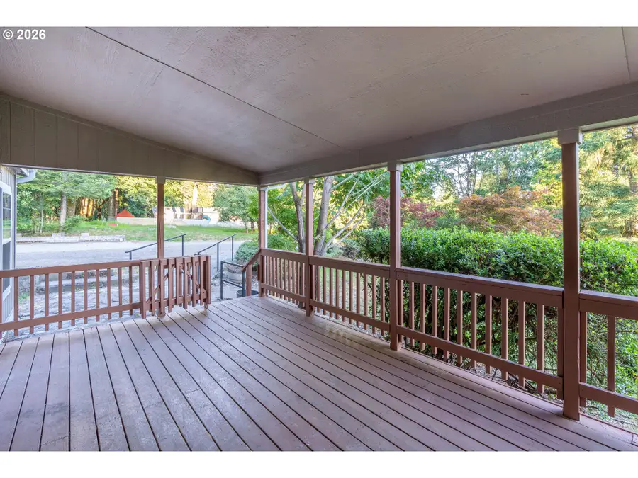 326 Holcomb Rd, Kelso, WA 98626 - #2