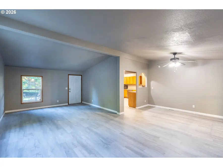 326 Holcomb Rd, Kelso, WA 98626 - #3