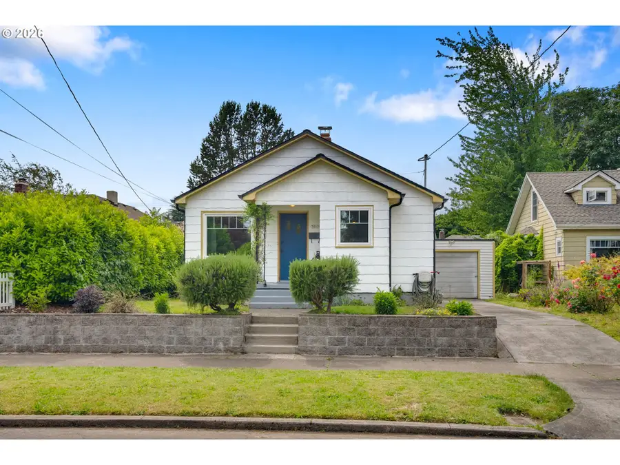 7015 N Burrage Ave, Portland, OR 97217 - #2