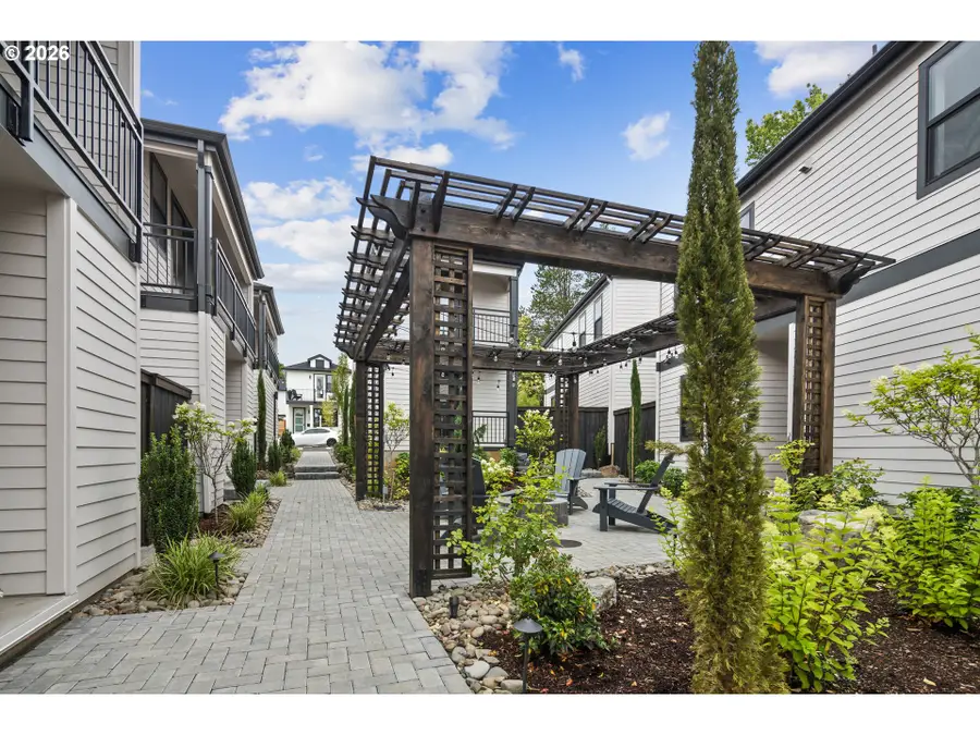 815 3rd St, Lake Oswego, OR 97034 - #2