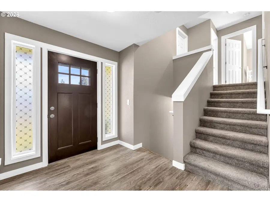 1401 Pauli Dr, Kelso, WA 98626 - #3