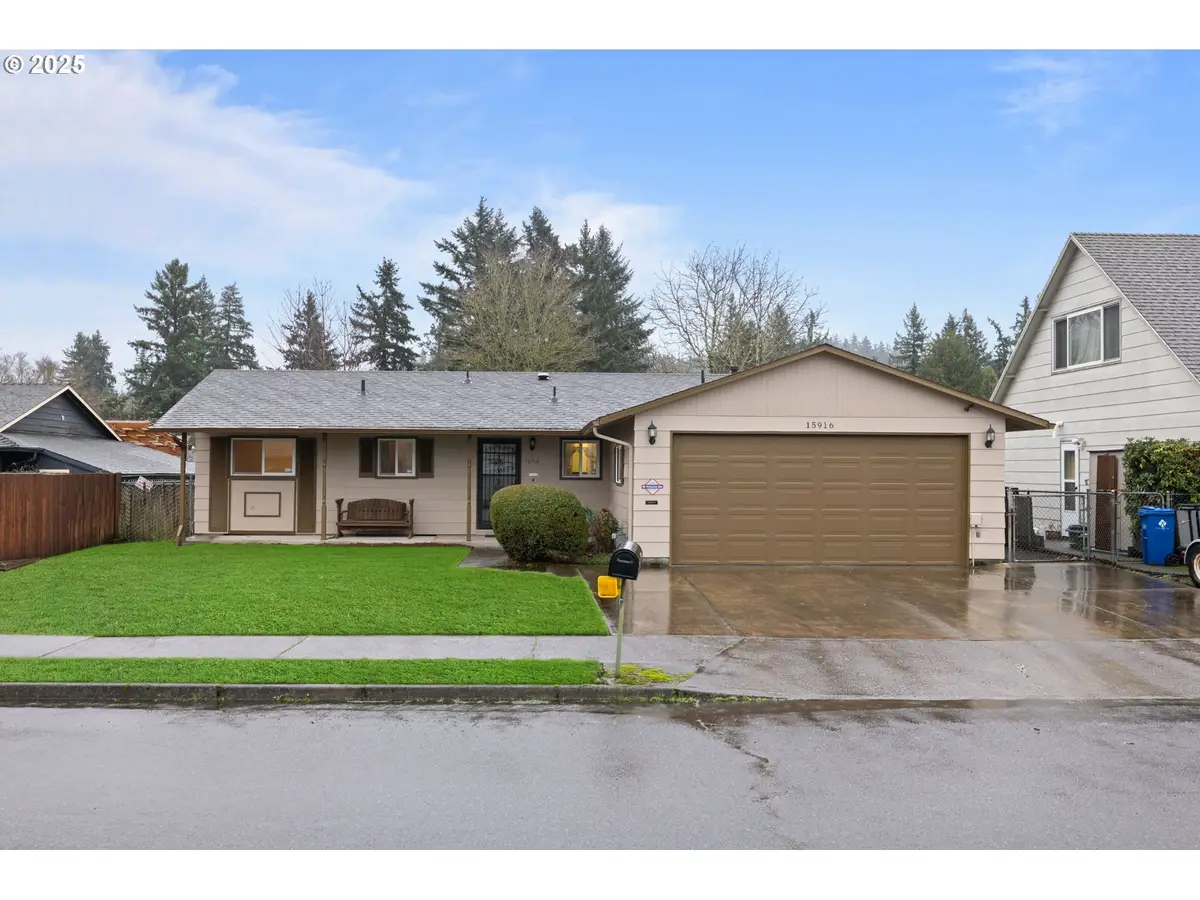 15916 SE Brooklyn St, Portland, OR 97236 - Image #1