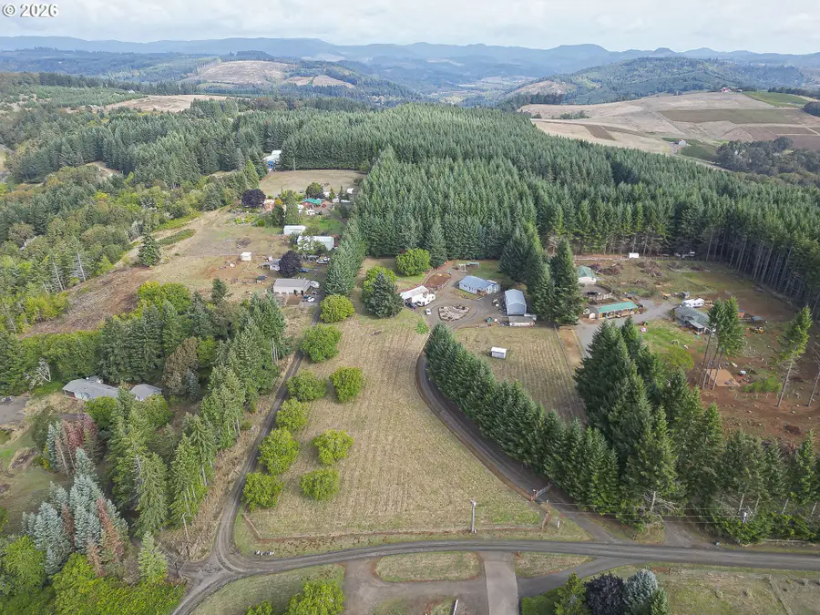 26900 SW Regia Dr, Sheridan, OR 97378 - #2