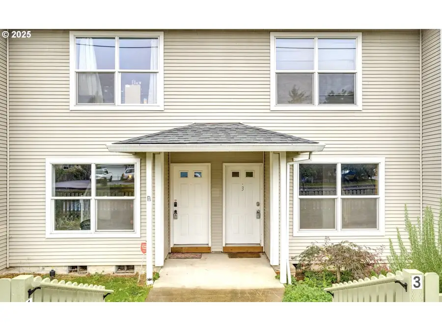 14134 E Burnside St #3, Portland, OR 97233 - Image #2