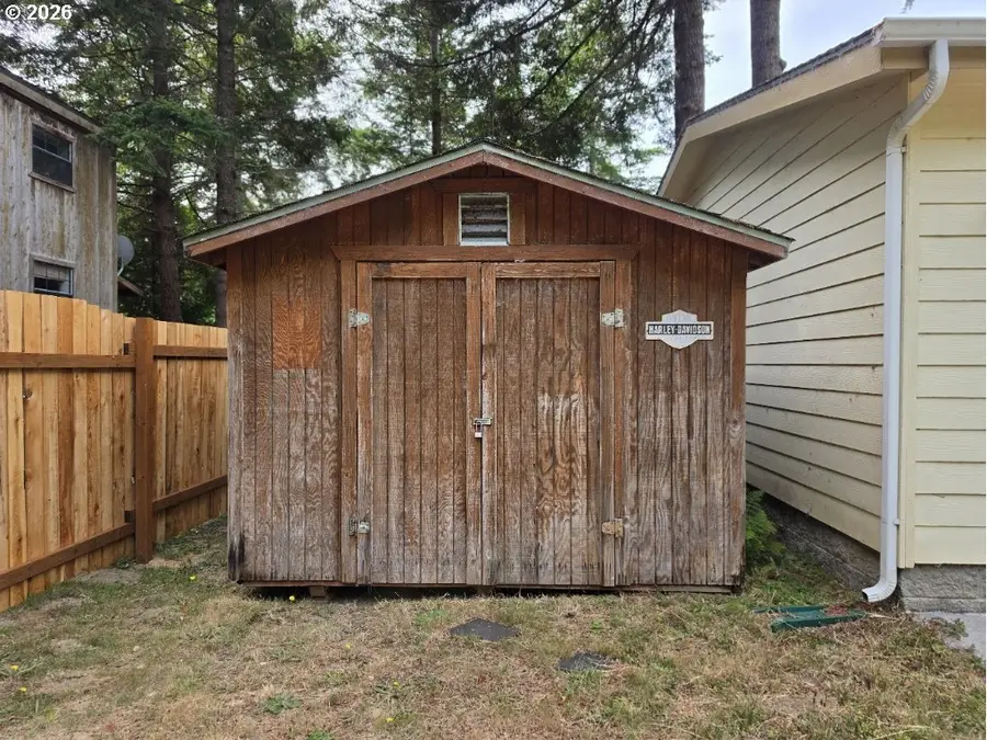 2175 Deady St, Port Orford, OR 97465 - #3