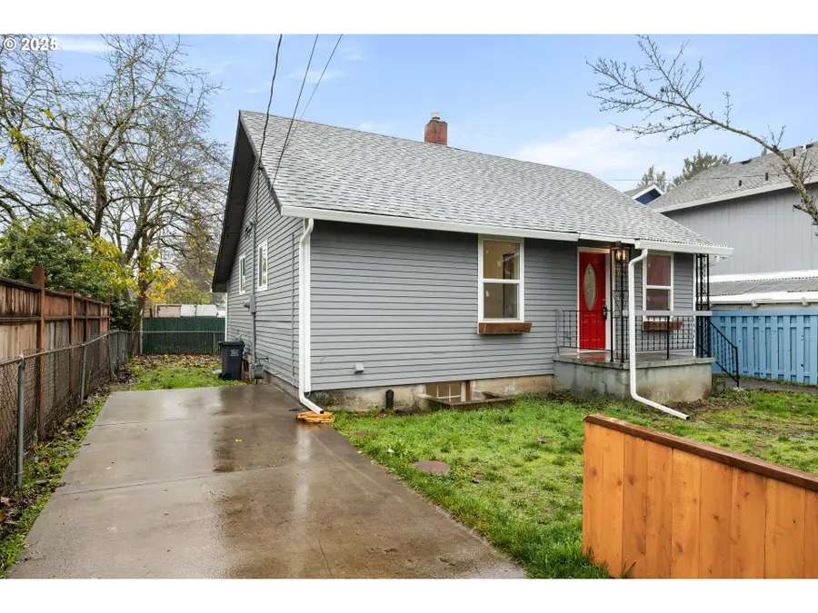 8412 SE Liebe St, Portland, OR 97266 - Image #3