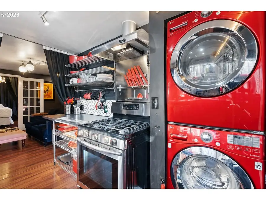 610 W Fourth Plain Blvd, Vancouver, WA 98660 - #3