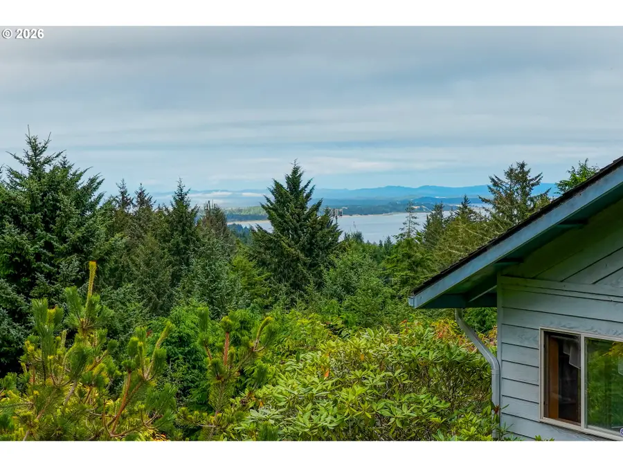 63704 Seven Devils Rd, Coos Bay, OR 97420 - #3