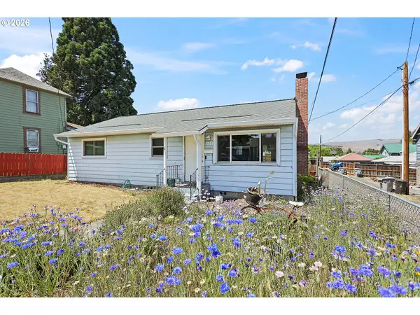 1111 Mount Hood St, TheDalles, OR 97058