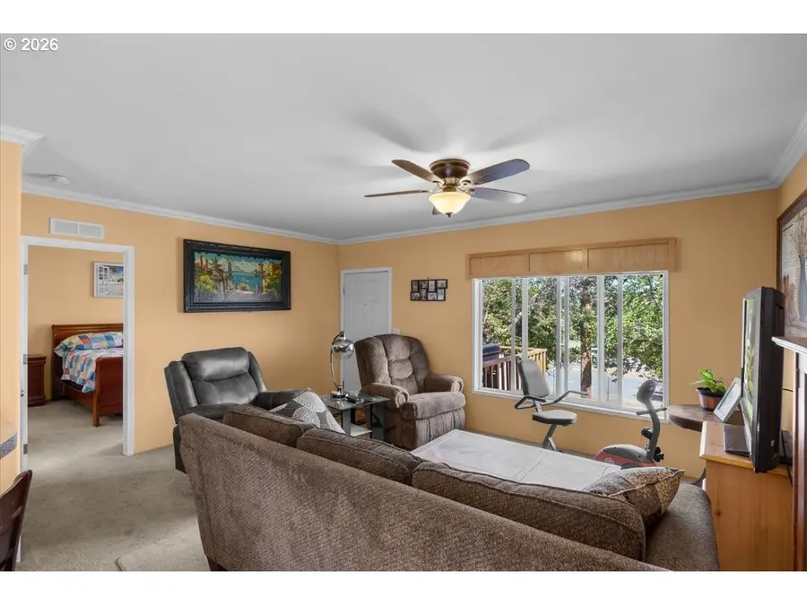 316 Wells Rd, Oakland, OR 97462 - #3