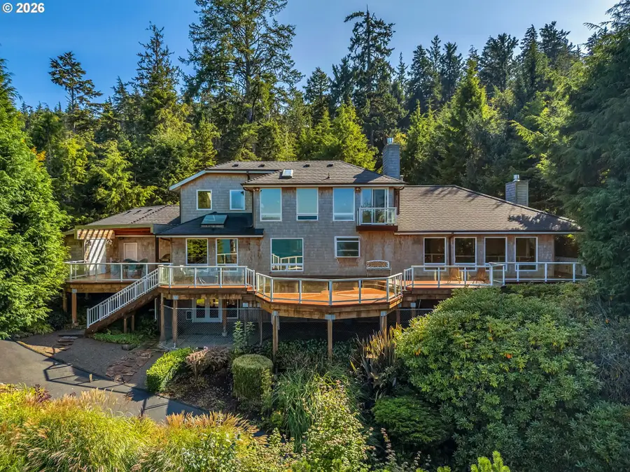 3730 Sunset Blvd, Seaside, OR 97138 - #3