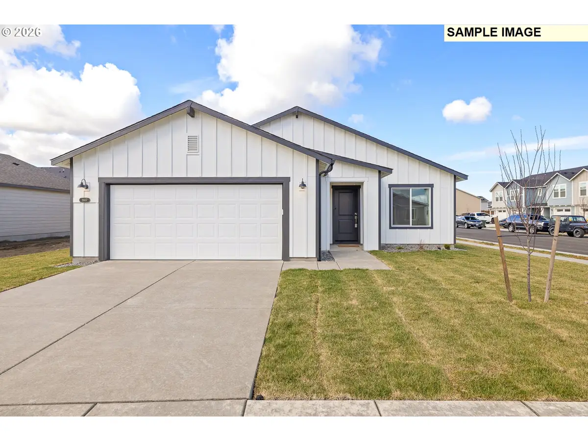 596 Arthur St, Umatilla, OR 97882 - Image #1
