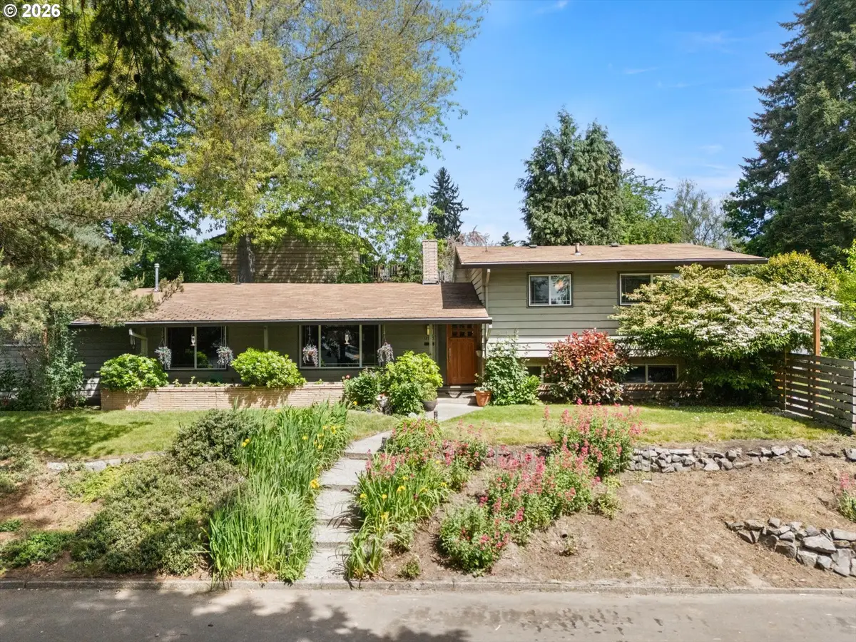 12955 SW Evergreen St, Beaverton, OR 97005 - #1