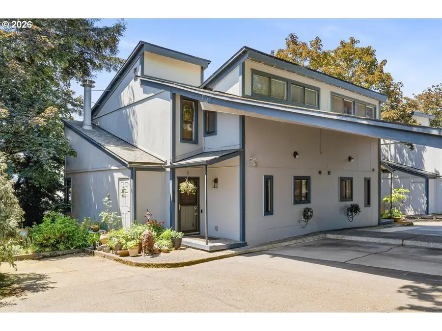 620 N Tomahawk Island Dr, Portland, OR 97217 - #2
