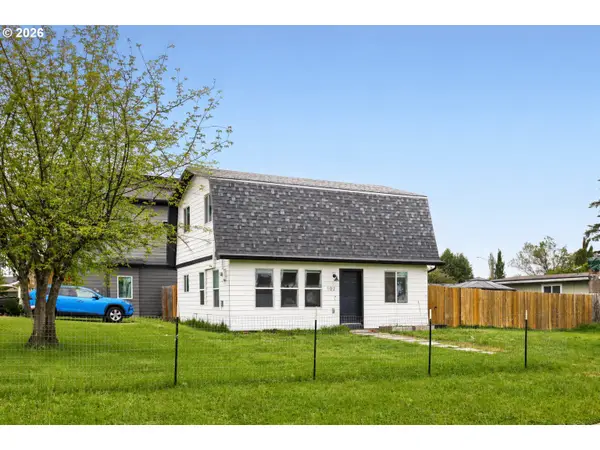 102 SE 3rd St, BattleGround, WA 98604
