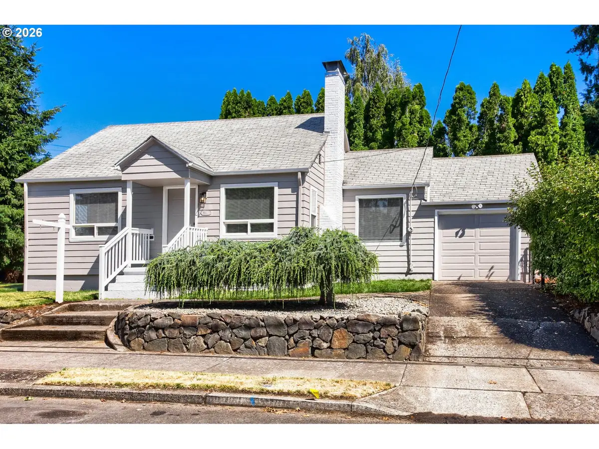 8807 NE Sacramento St, Portland, OR 97220 - #1