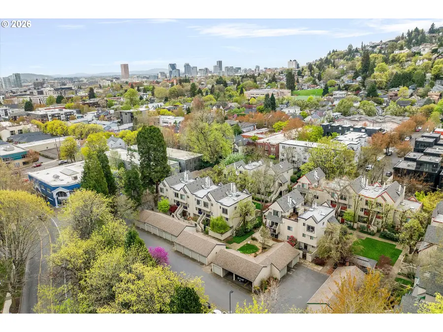 2795 NW Upshur St #A, Portland, OR 97210 - #3