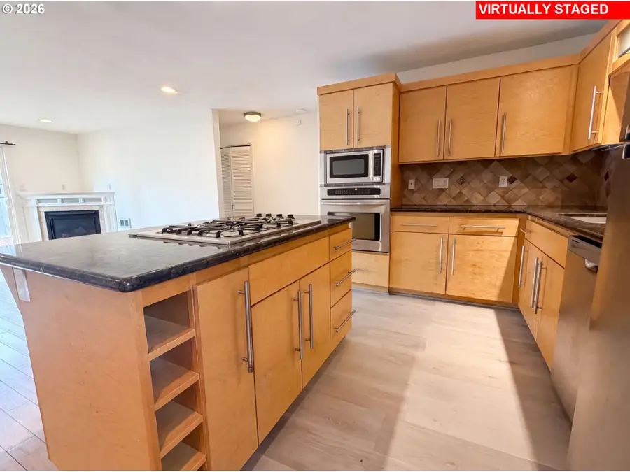 122 SE 73rd Ave, Portland, OR 97215 - #2