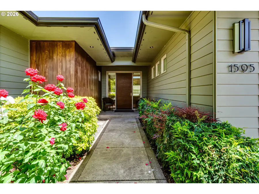 1595 Victorian Way, Eugene, OR 97401 - #3