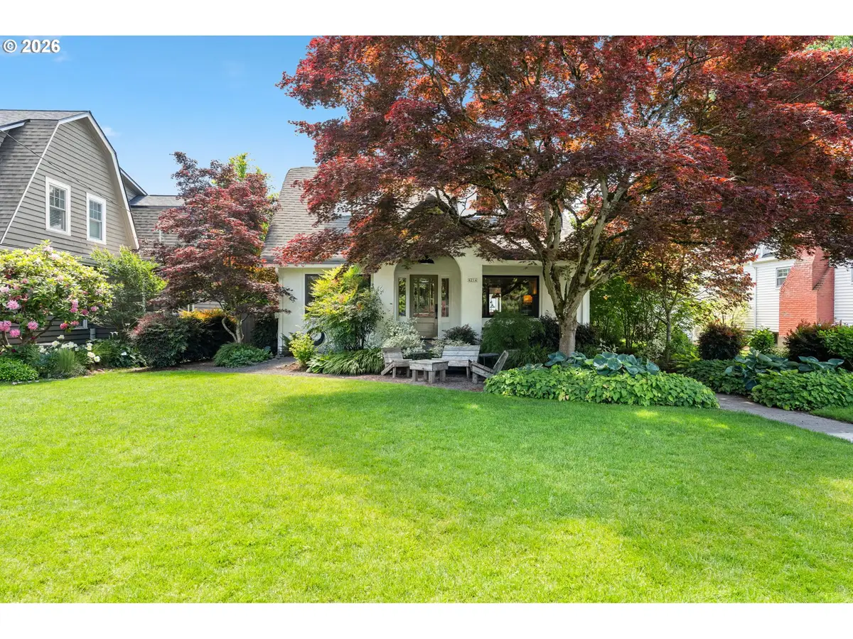 4214 SE Oak St, Portland, OR 97215 - #1