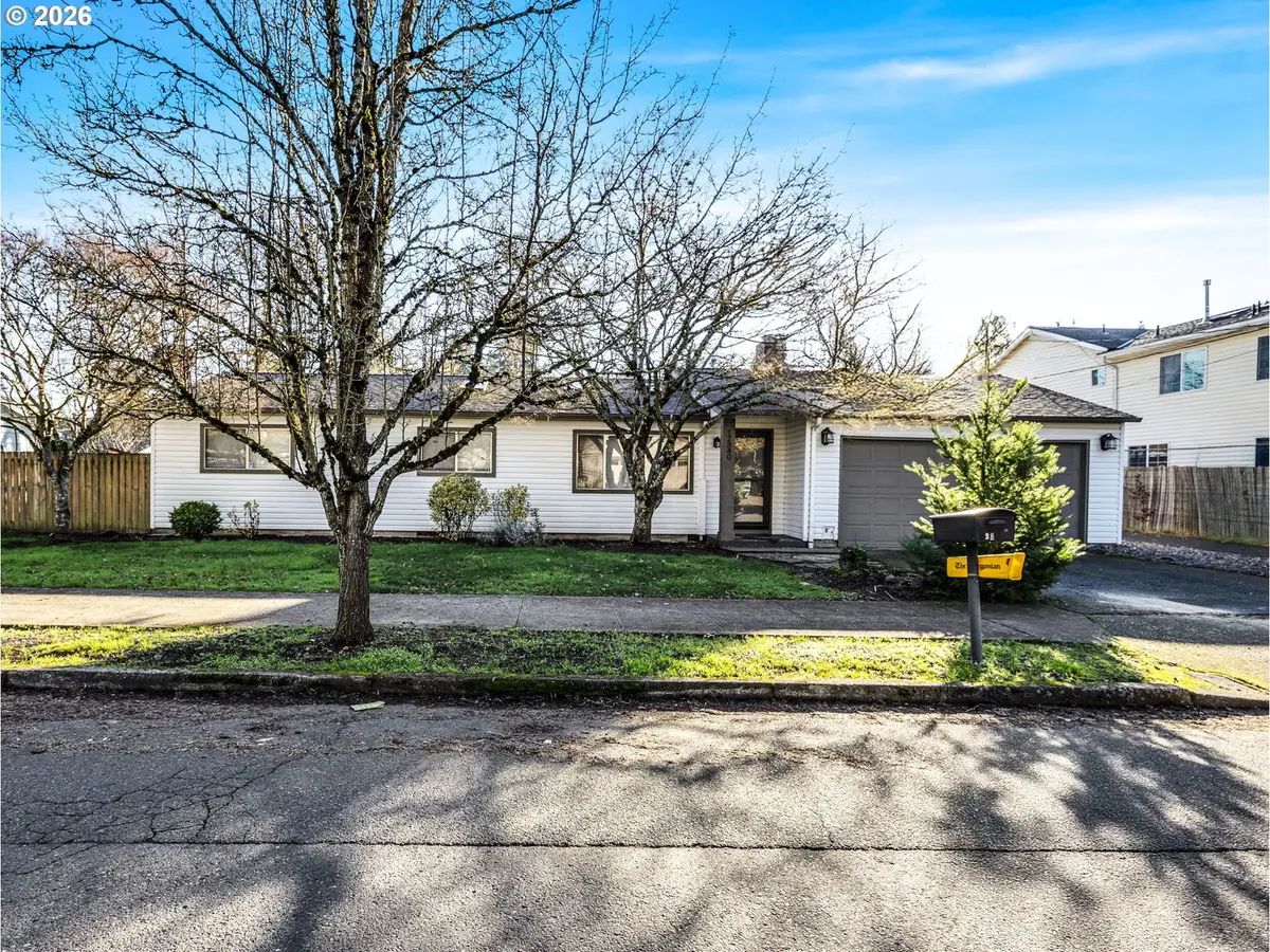 12840 SE Mill St, Portland, OR 97233 - Image #1