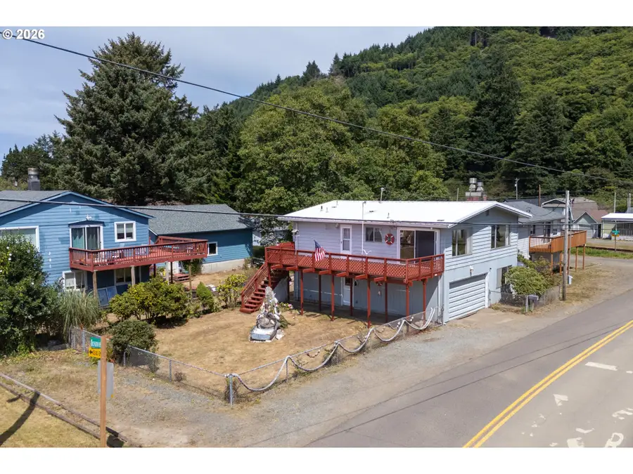 8310 Cedar St, Rockaway Beach, OR 97136 - #2
