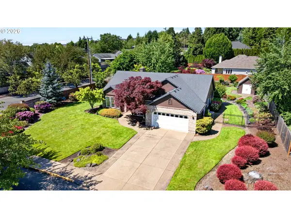 211 NW West Hills Dr, McMinnville, OR 97128