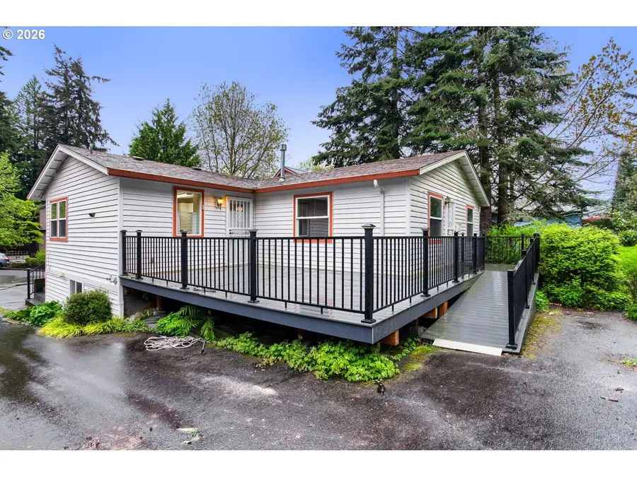 3237 SW Caraway Ct, Portland, OR 97219 - #2