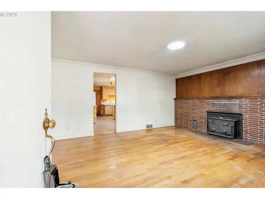 2810 Harris St, Eugene, OR 97405 - #3