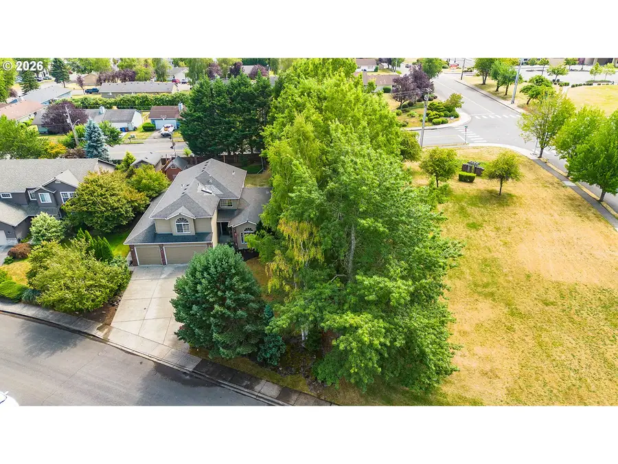 1840 NW 29th Cir, Camas, WA 98607 - #2