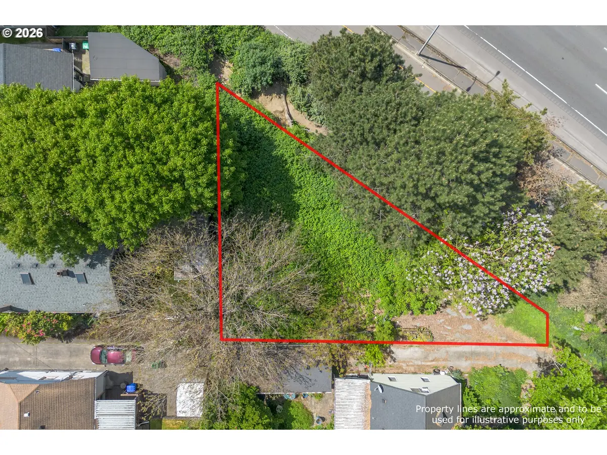 NE Clackamas St, Portland, OR 97232 - #1
