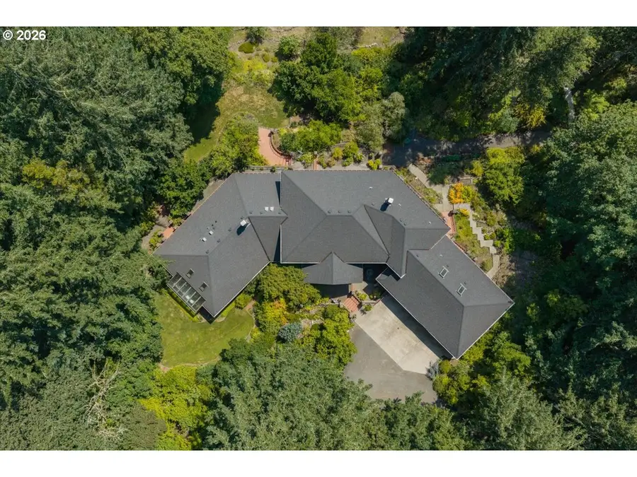 40450 Hilltop Dr, Lebanon, OR 97355 - #2