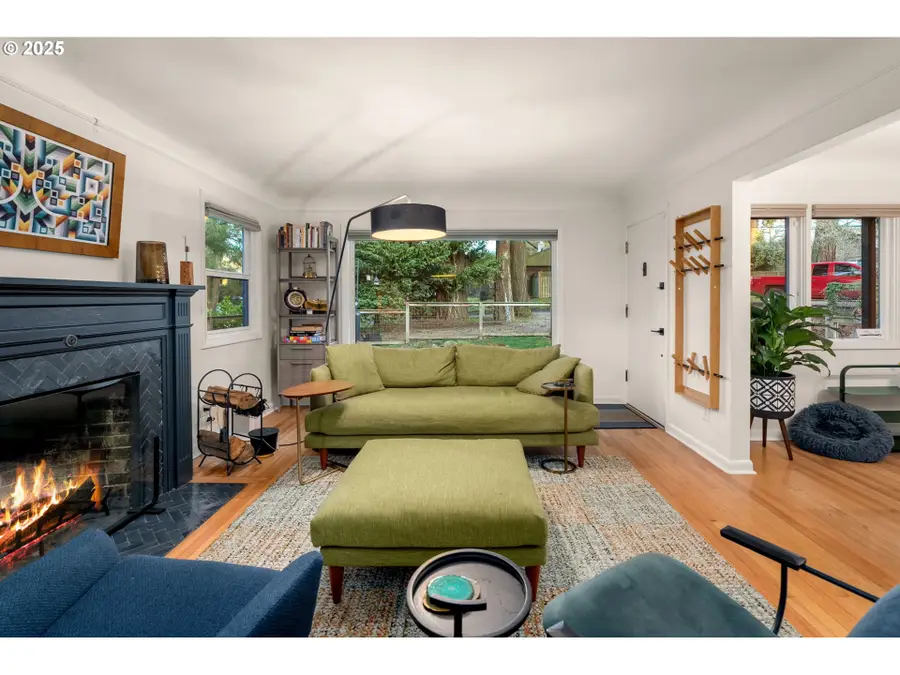 8707 SW 19th Ave, Portland, OR 97219 - #2