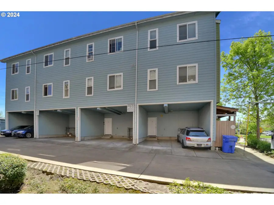 1857 Pearl St, Eugene, OR 97401 - #3