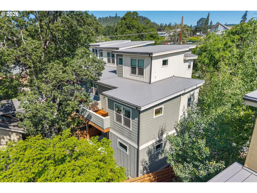505 SE Upper Wyers, White Salmon, WA 98672 - #3