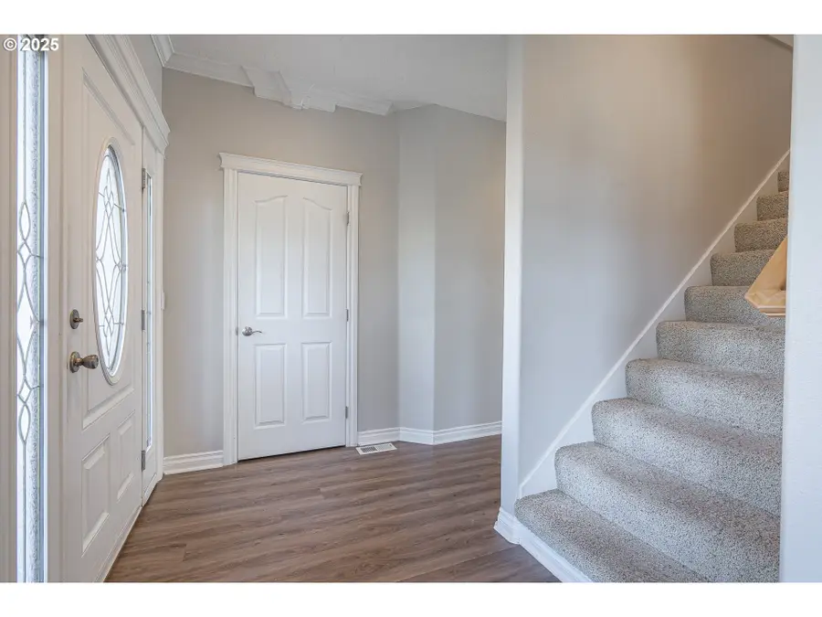 5934 Fountainhead St, Salem, OR 97306 - Image #2