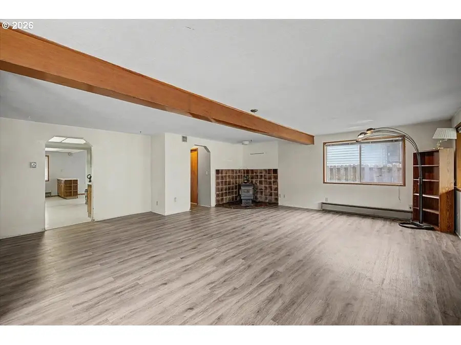 405 Evergreen Ave, Garibaldi, OR 97118 - #3