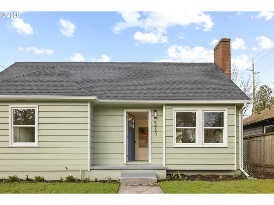 5923 N Detroit Ave, Portland, OR 97217 - #2